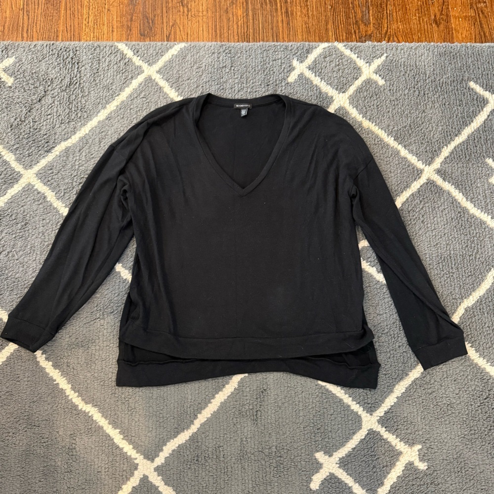 Beyond Yoga Black Long Weekend Lounge Pullover